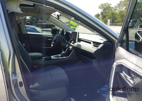 2024 Toyota Rav4 Xle из США, поврежденный, VIN 2T3W1RFV8RW345106